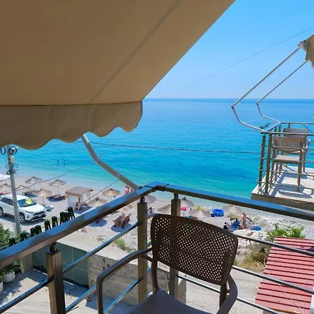 Mojsi Apartment *
